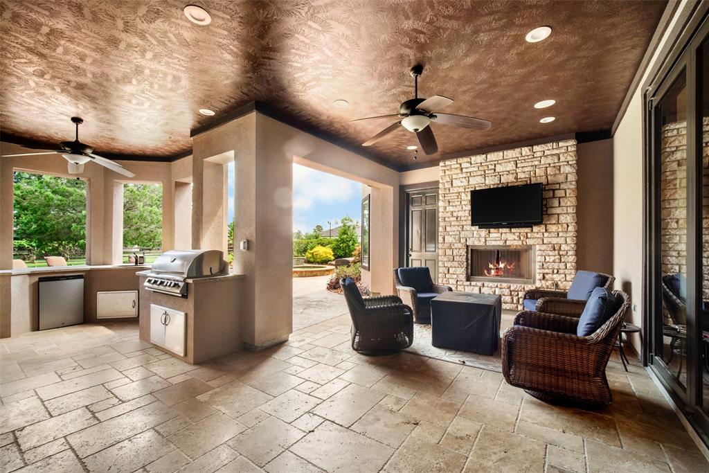 9 Copper Bottom Drive, Tomball, Texas image 33