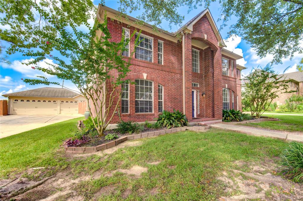 1016 Applewood Drive