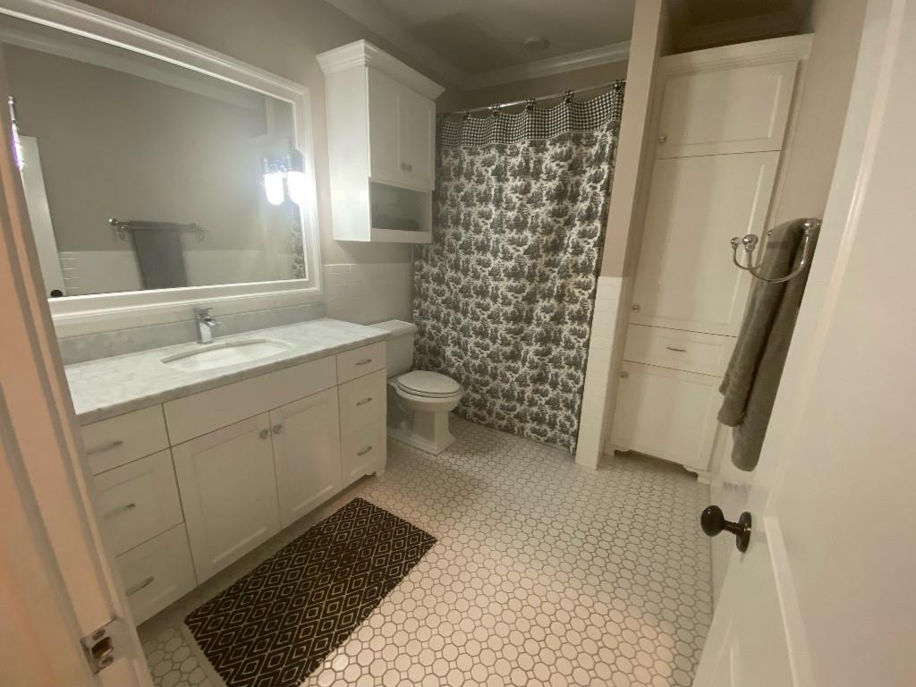 5311 Riviera Court, College Station, Texas image 16