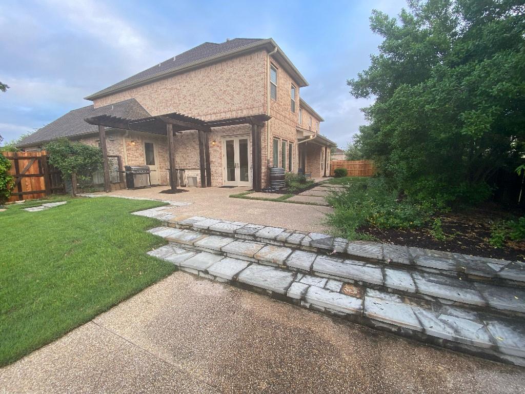 5311 Riviera Court, College Station, Texas image 3