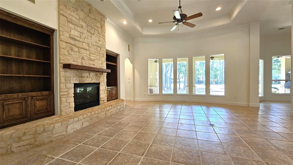 108 W Pines Drive, Montgomery, Texas image 5