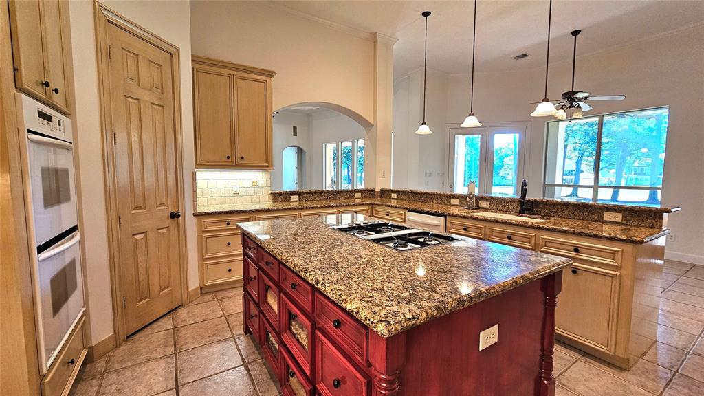 108 W Pines Drive, Montgomery, Texas image 12