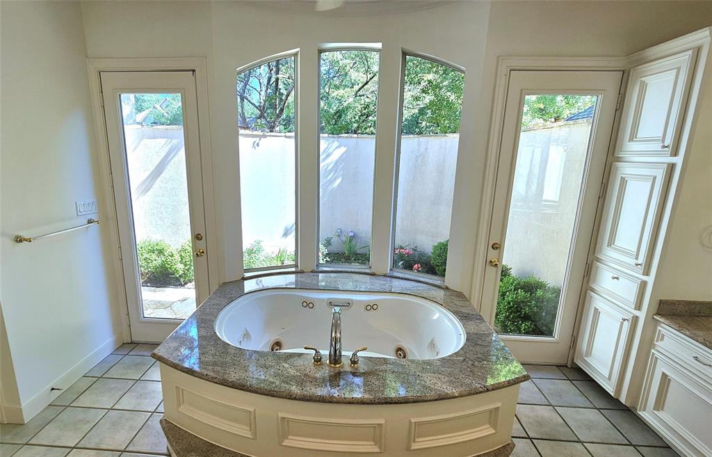 108 W Pines Drive, Montgomery, Texas image 27