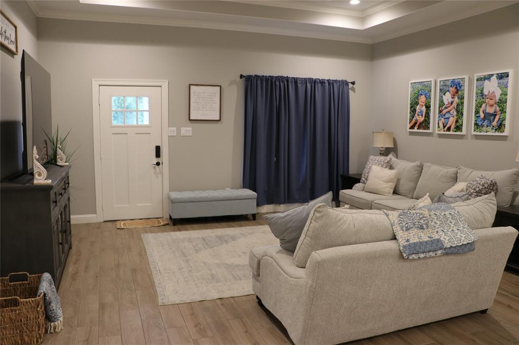 40 Faulkner Avenue, Coldspring, Texas image 3
