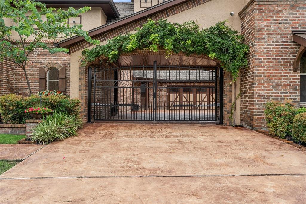 15026 Hidden Valley Waters Drive, Cypress, Texas image 10