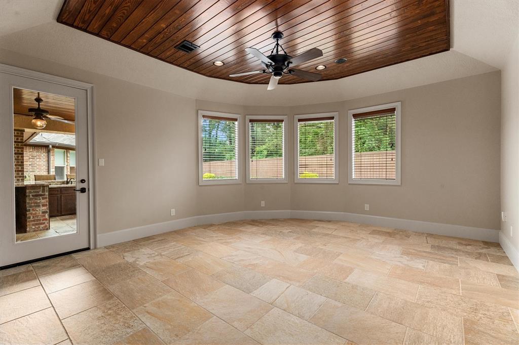 15026 Hidden Valley Waters Drive, Cypress, Texas image 37