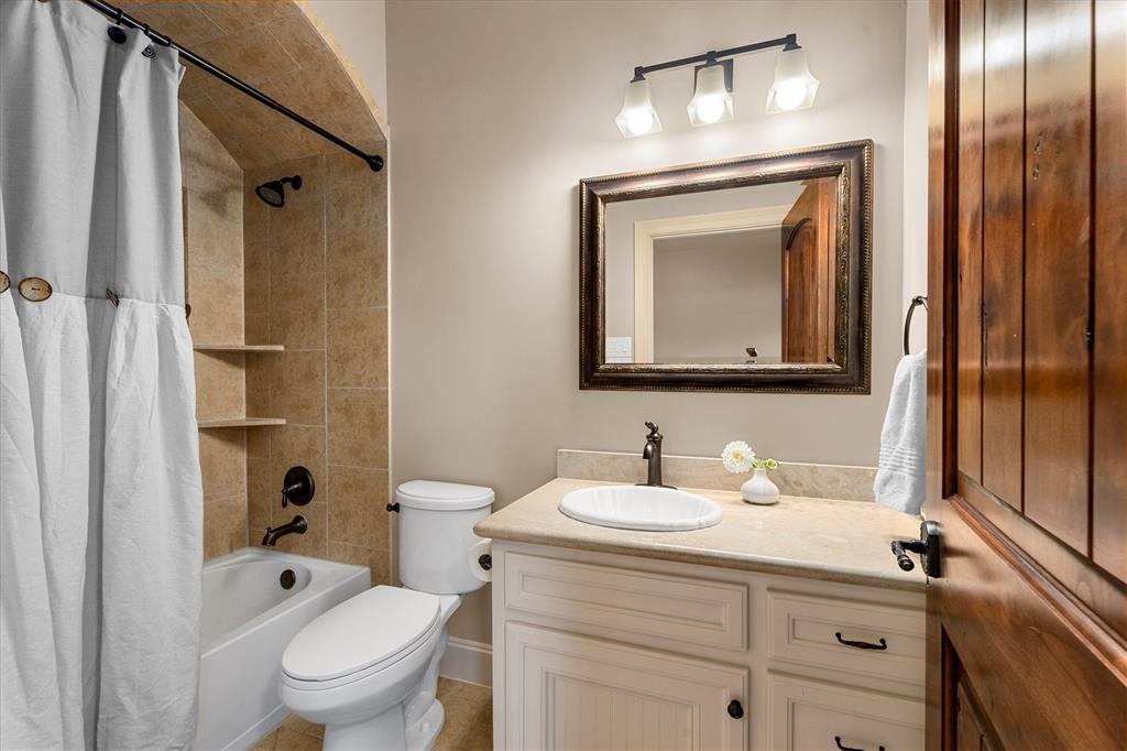 15026 Hidden Valley Waters Drive, Cypress, Texas image 31