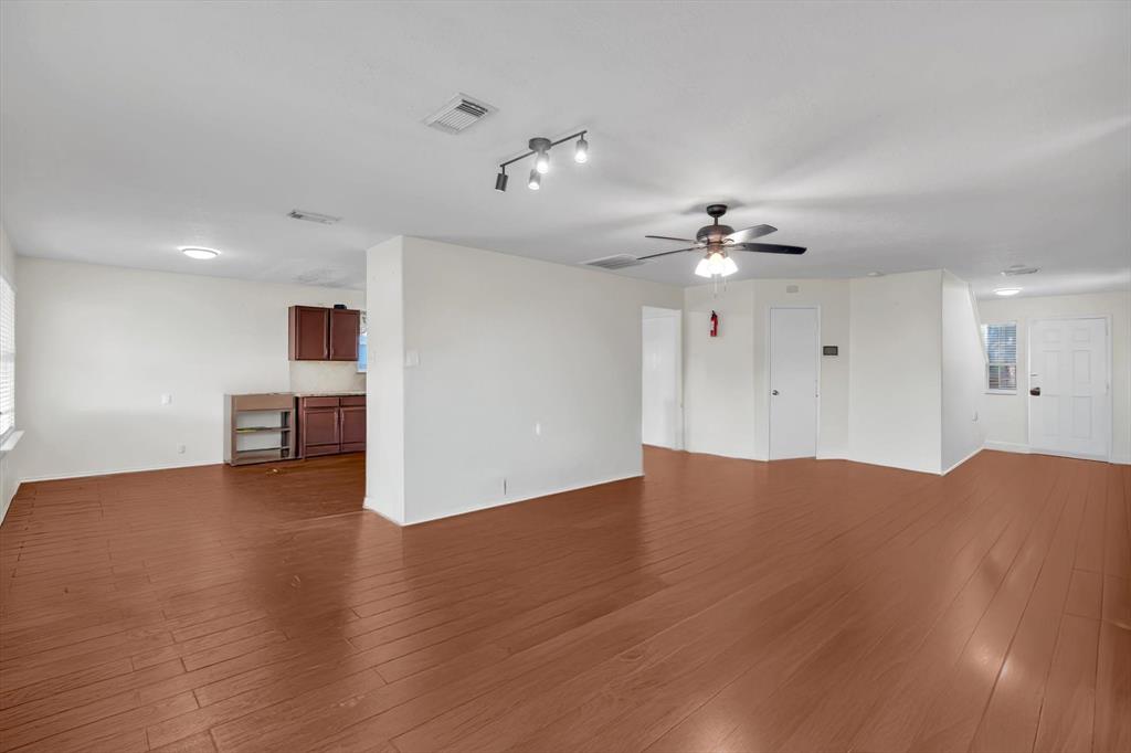9014 Grackle Run Lane, Humble, Texas image 6