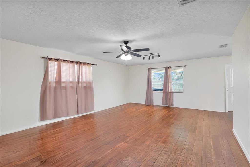 9014 Grackle Run Lane, Humble, Texas image 4