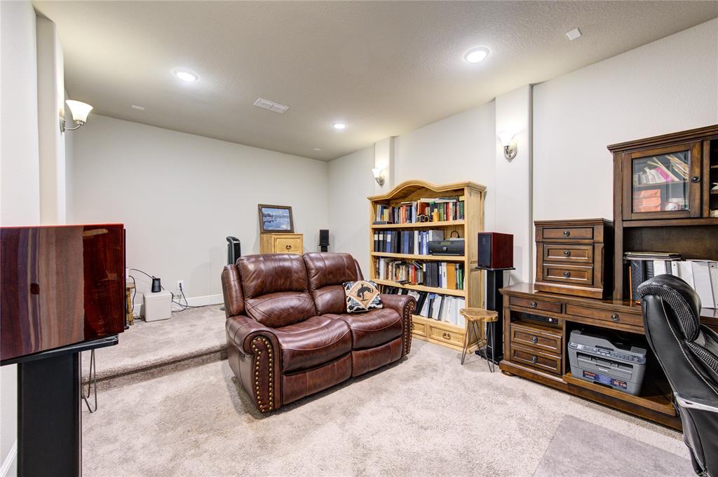 4835 Legend Creek Drive, Fulshear, Texas image 25