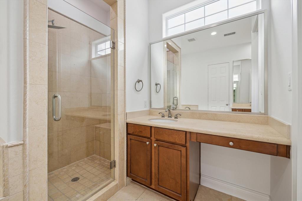 2813 Clinton Drive, Houston, Texas image 15
