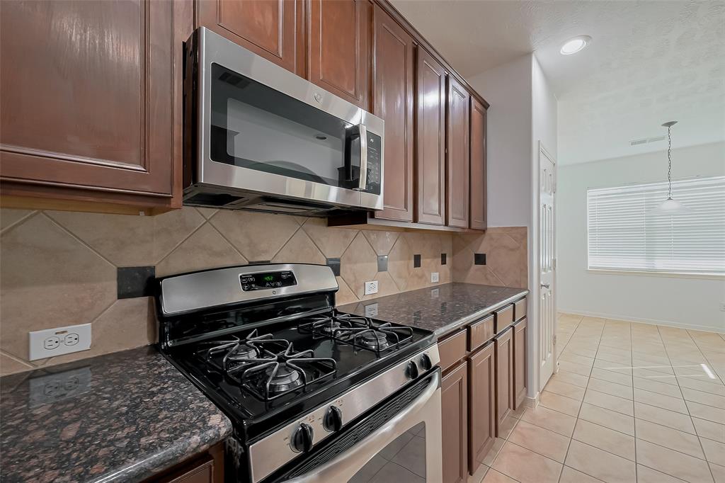 3607 Gail Meadow Court, Katy, Texas image 24