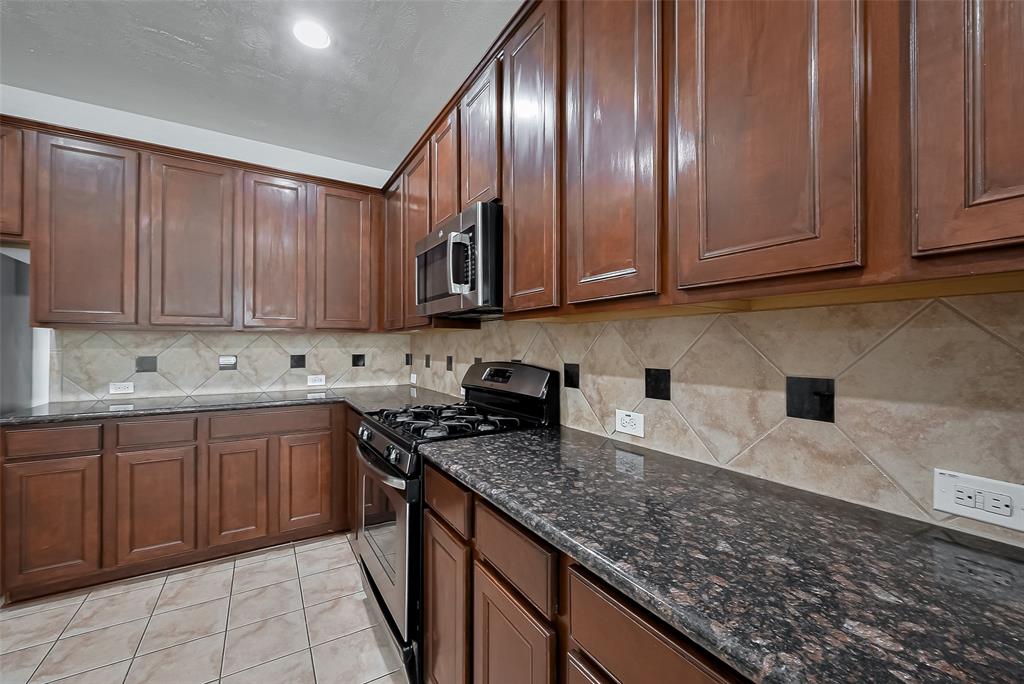 3607 Gail Meadow Court, Katy, Texas image 22