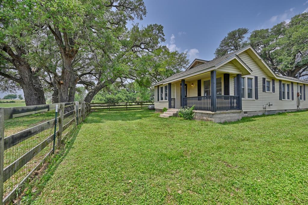 7009 Sandy Hill Road, Brenham, Texas image 15