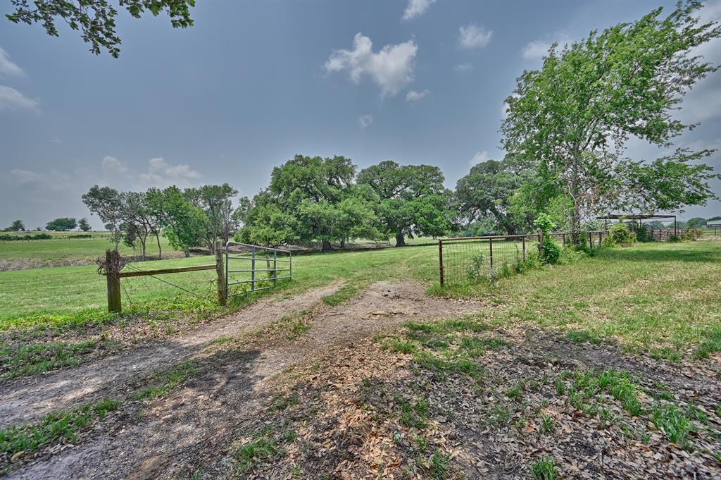 7009 Sandy Hill Road, Brenham, Texas image 33