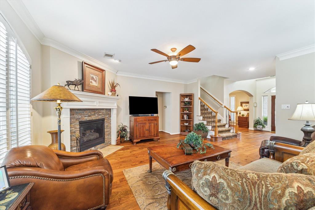 15 Rippling Creek Drive, Sugar Land, Texas image 11