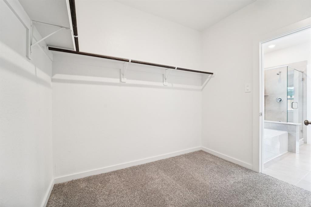 5229 Harvest Season Lane, Pearland, Texas image 13