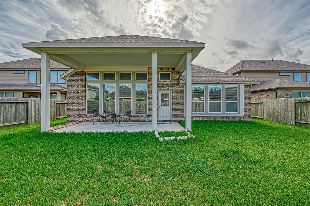 3208 Mossy Oak Trail, Pearland, Texas image 34