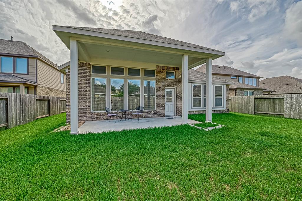 3208 Mossy Oak Trail, Pearland, Texas image 33