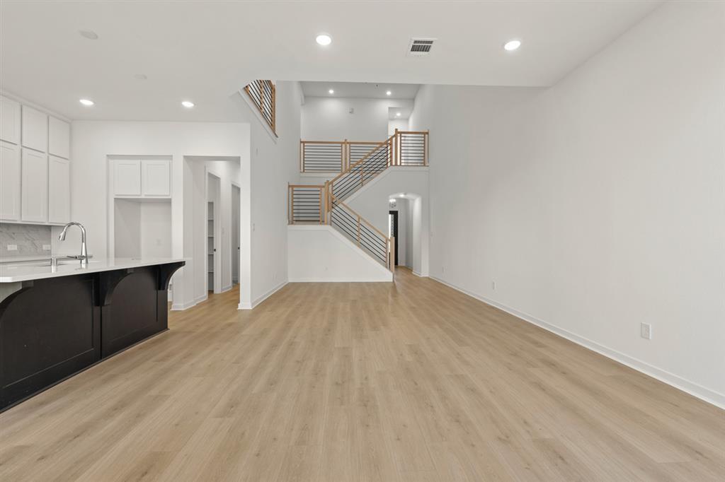 16522 Amber Patina Lane, Cypress, Texas image 3