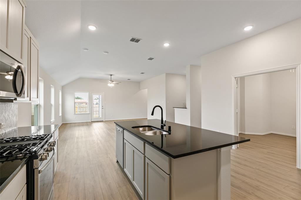 3019 Myrtle Beach Lane, League City, Texas image 18