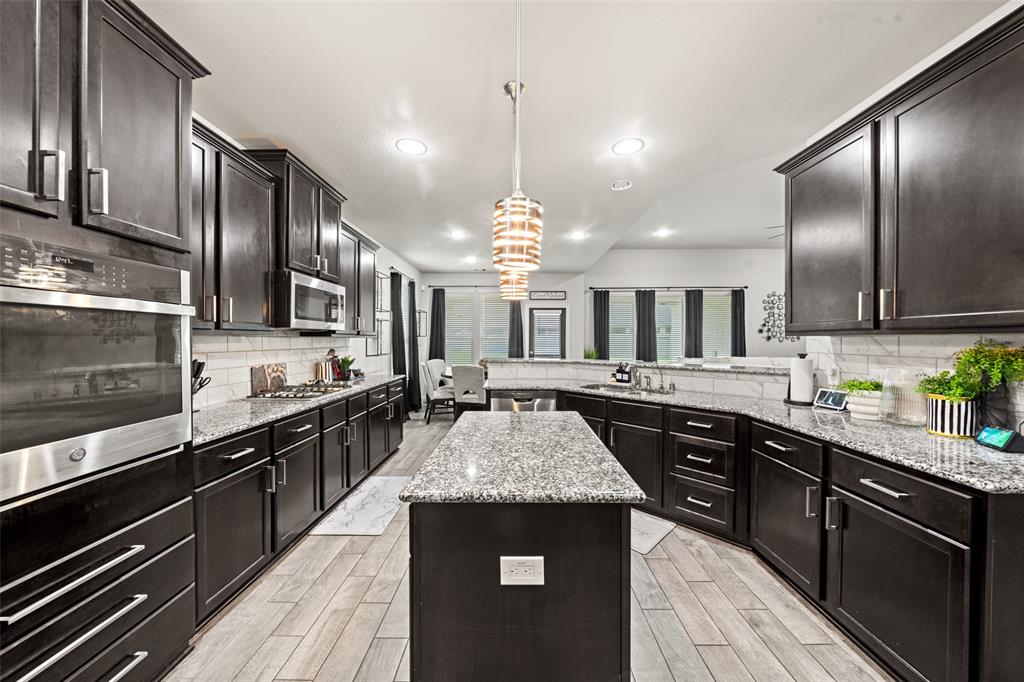 24715 Miltonwood Street, Spring, Texas image 4