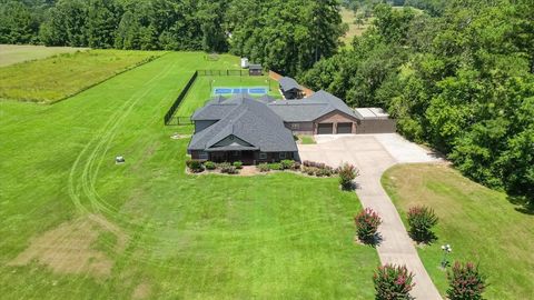 Photo of 65 County Road 2209 N, Cleveland, TX 77327 (MLS # 72130125)