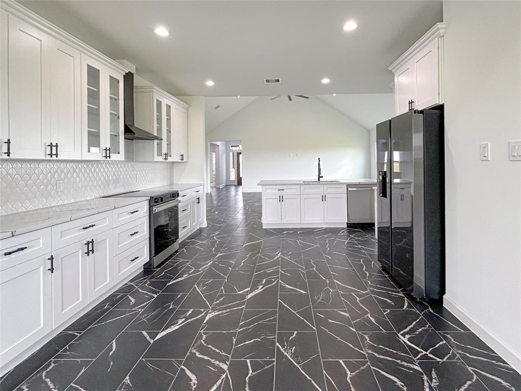 435 Angus Trail
