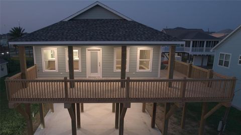 A home in Crystal Beach