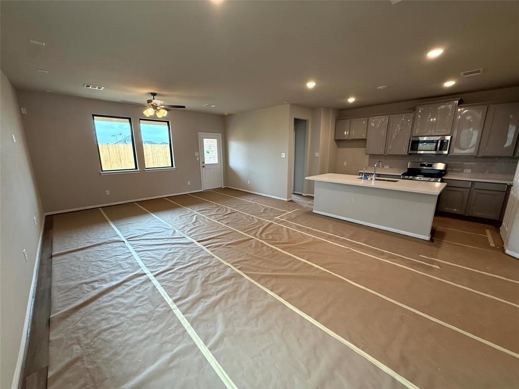 4118 Sterling Springs Lane, League City, Texas image 25