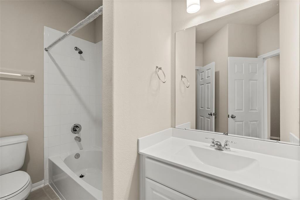 4118 Sterling Springs Lane, League City, Texas image 5