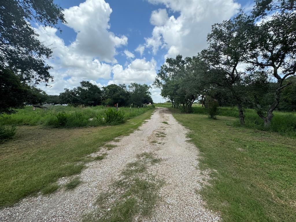 34319 Us-59 Hwy, Louise, Texas image 16