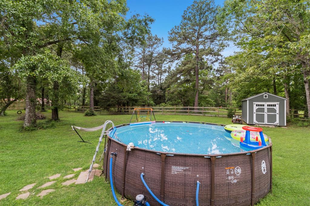 114 Dickens, Livingston, Texas image 18