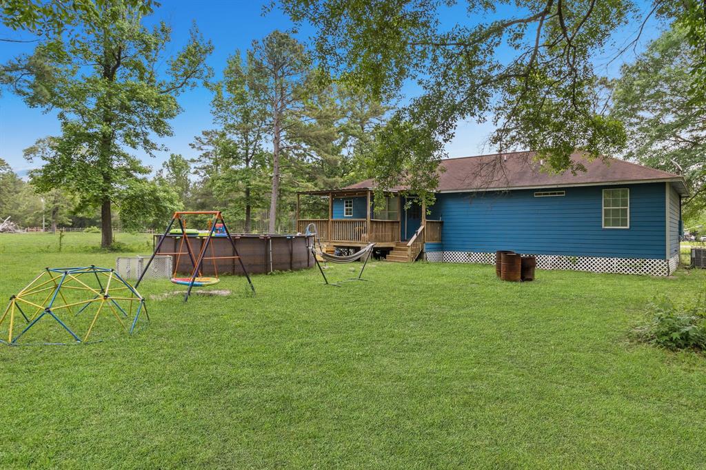 114 Dickens, Livingston, Texas image 19