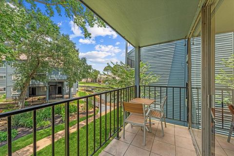 12500 Melville Drive 218B Montgomery TX 77356