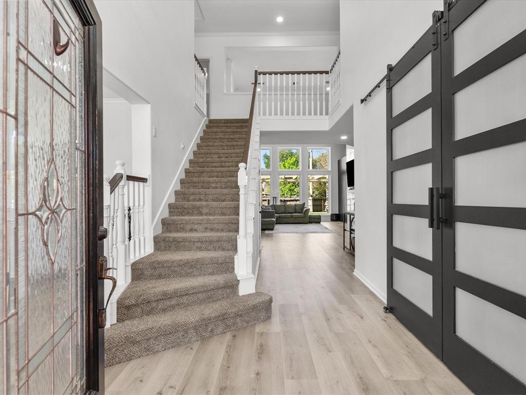 1223 Hawkhill Drive