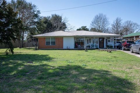 A home in Woodville