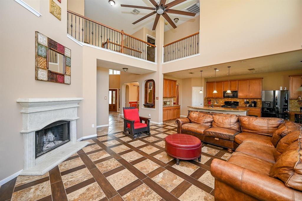 4214 Bridgestone Shadow Court, Spring, Texas image 5