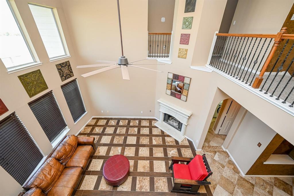 4214 Bridgestone Shadow Court, Spring, Texas image 9