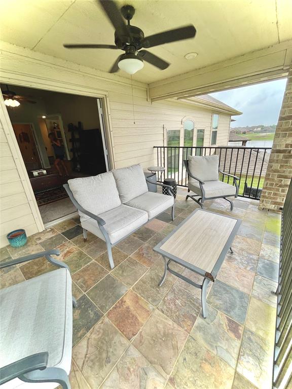2900 Flying Horse Lane, Dickinson, Texas image 26