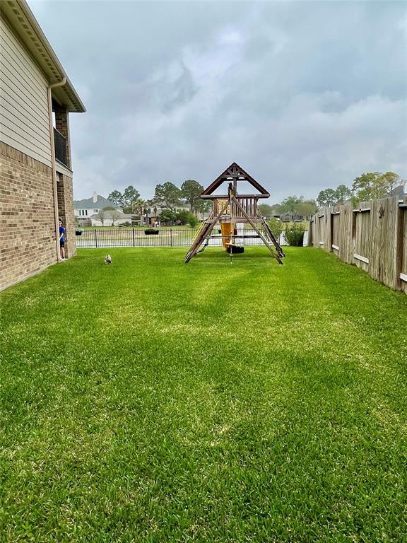 2900 Flying Horse Lane, Dickinson, Texas image 41
