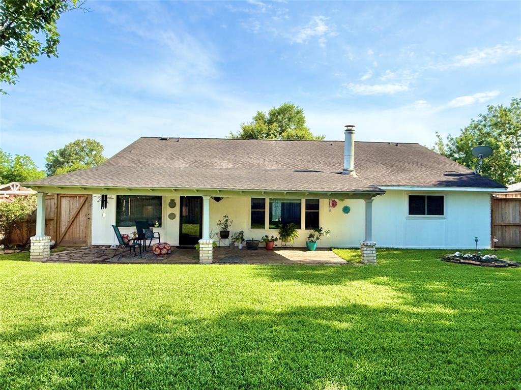 5719 Walnutgate Drive, Spring, Texas image 45