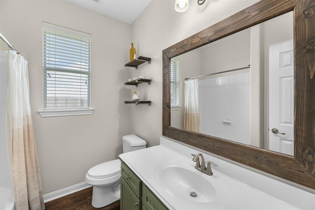 6003 Oxford Lake Drive, Rosenberg, Texas image 34
