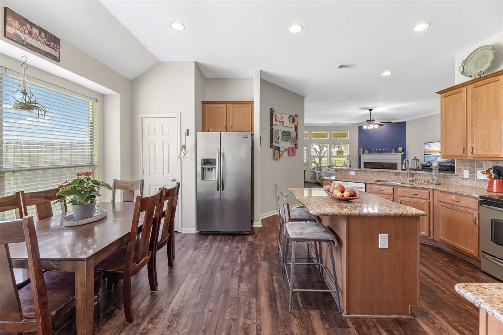 6003 Oxford Lake Drive, Rosenberg, Texas image 18