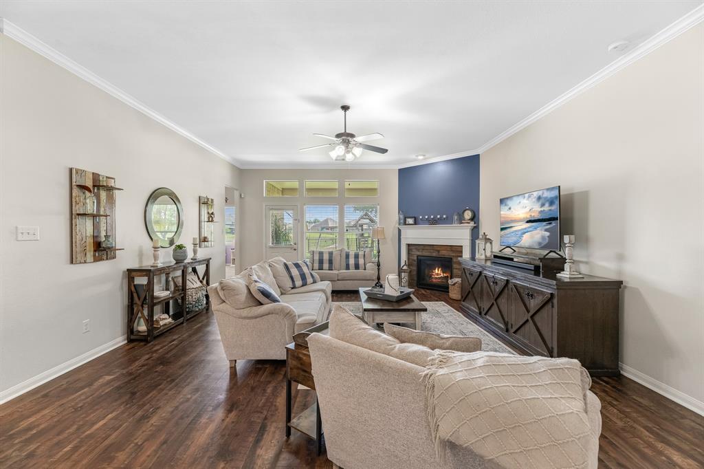 6003 Oxford Lake Drive, Rosenberg, Texas image 12