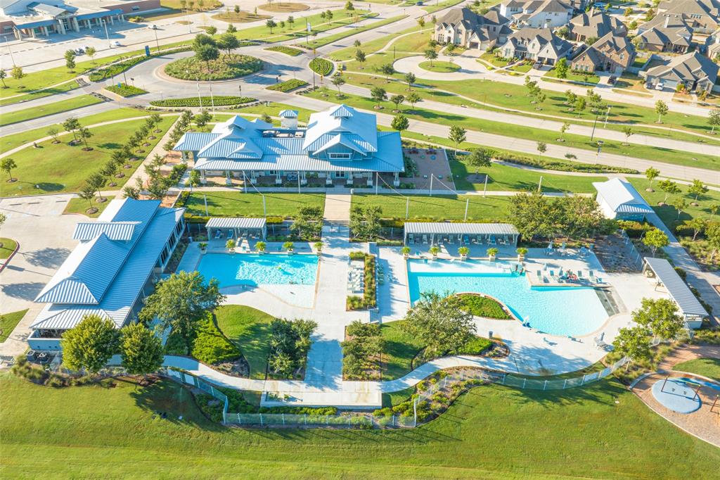 2403 Honeyberry Shrub Drive, Manvel, Texas image 17