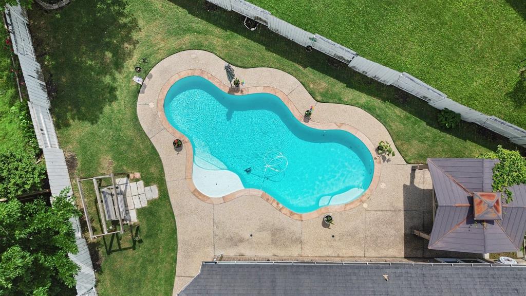 326 Lake Rim Drive, Rosenberg, Texas image 5