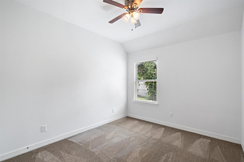 326 Lake Rim Drive, Rosenberg, Texas image 11