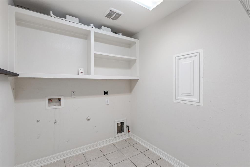 326 Lake Rim Drive, Rosenberg, Texas image 14