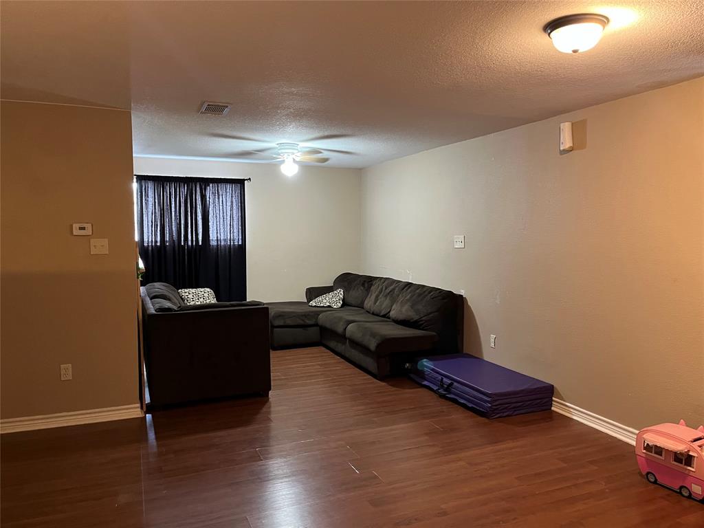 14040 Gainesville Street, Houston, Texas image 12